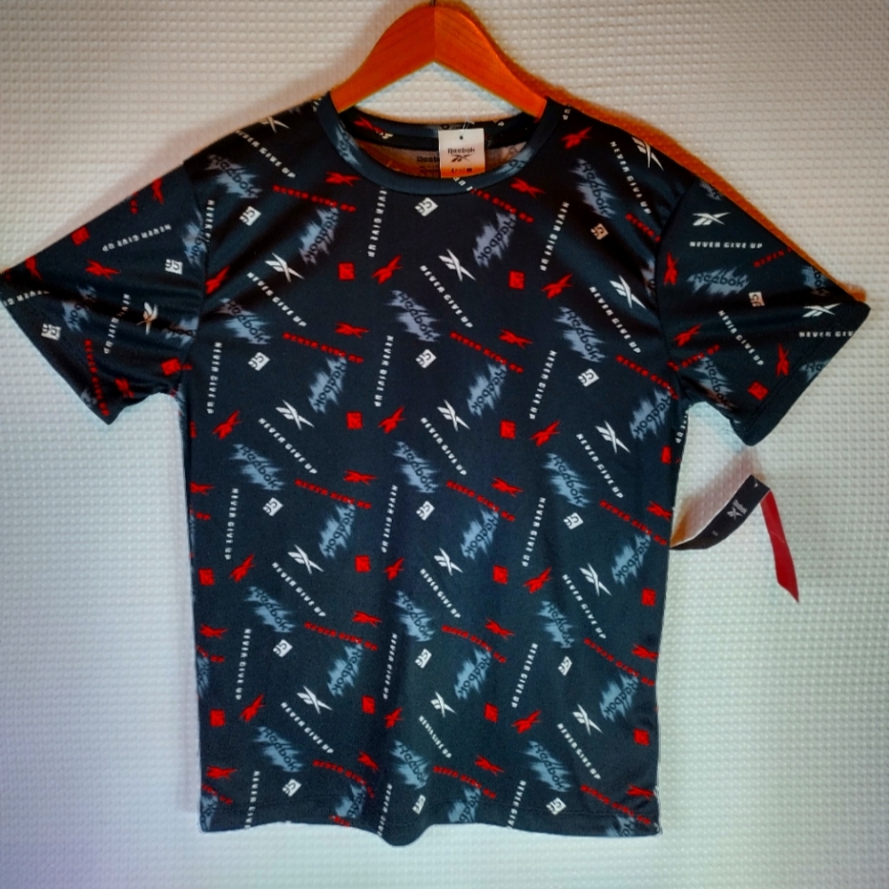 Reebok t-shirt